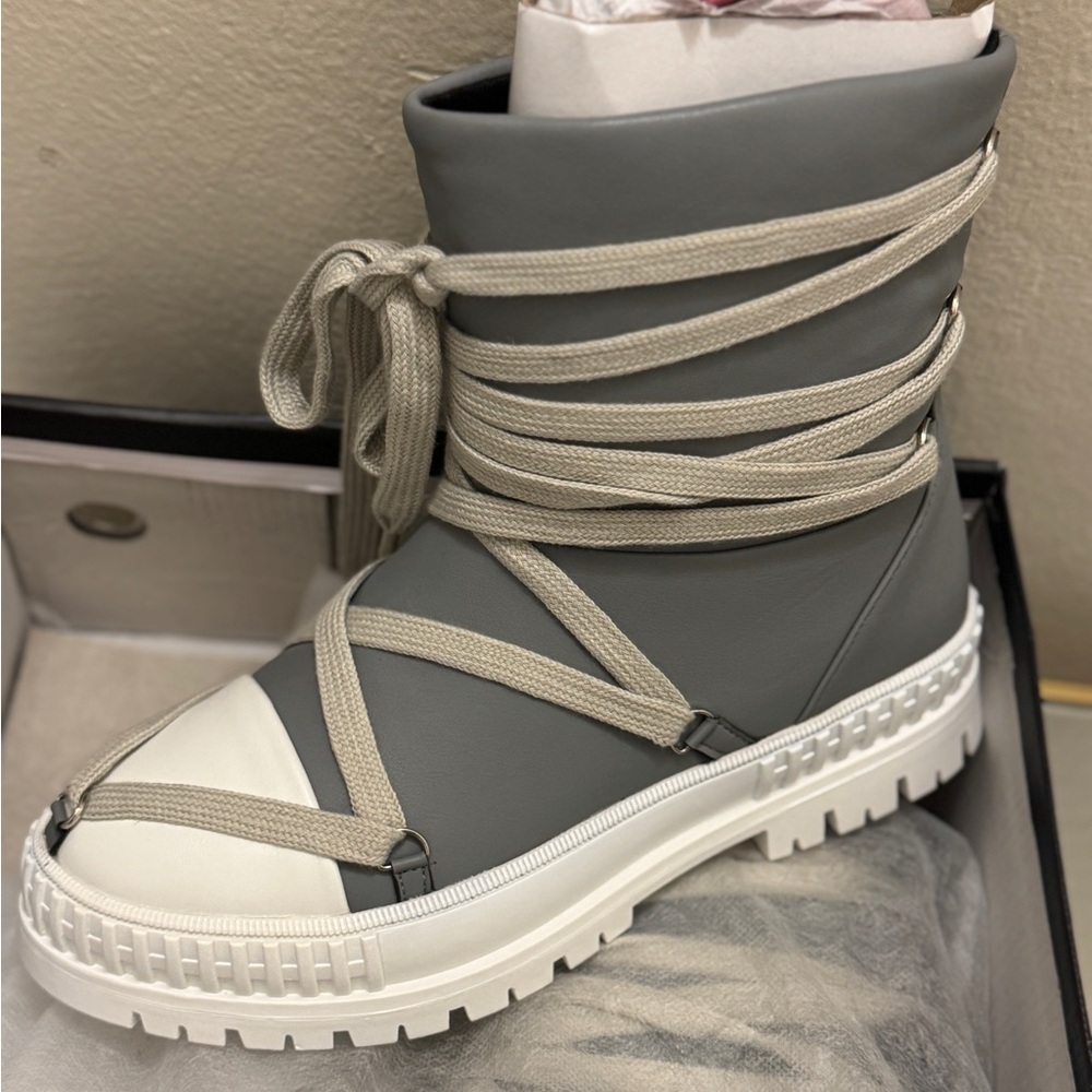 Women's Stylish Gray Winter Snow Boots